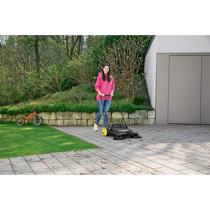 Karcher-Masina-za-Metenje-S-4-Twin-Plus-1.766-363.0_3.jpg